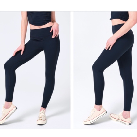 Terez Action Leggings in Jet Black XS - Picture 3 of 4